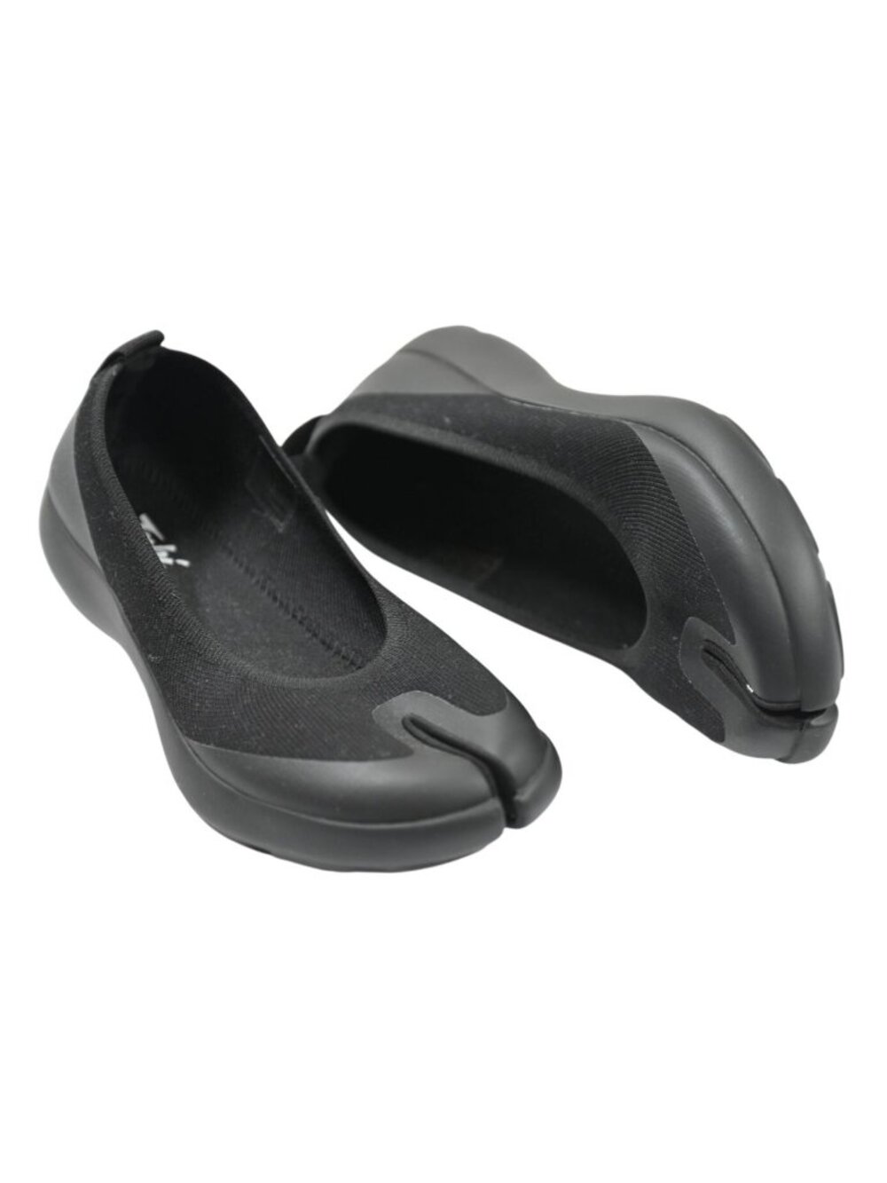 TABI Split-Toe Ballerina Flat in Black